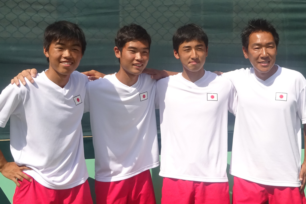 【ジュニア・デビスカップ】16歳以下男子代表が決勝大会に進出　　> 続きを読む