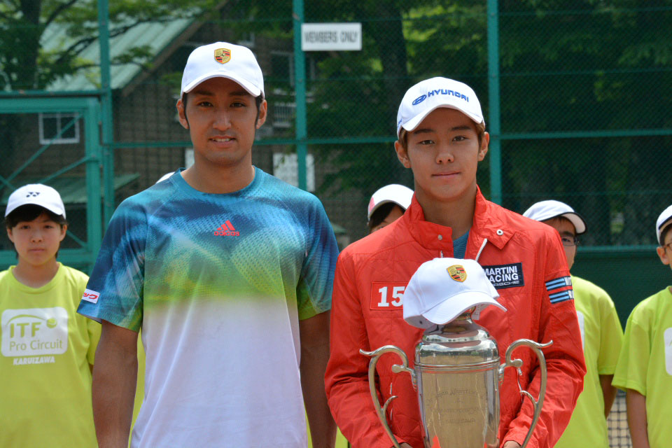 【ポルシェ軽井沢フューチャーズ】内山靖崇がシングルス準優勝、ダブルス優勝　　> 続きを読む
