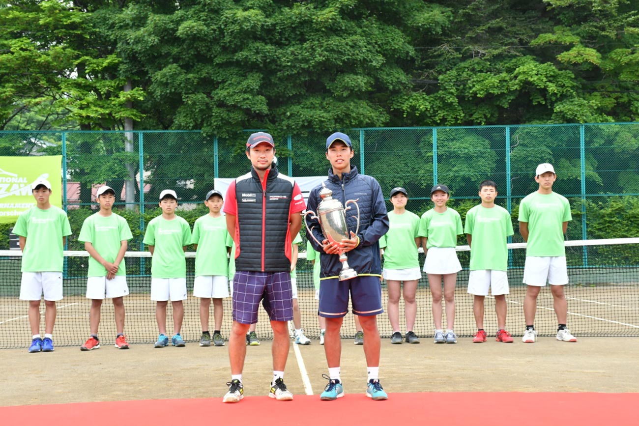 【ポルシェ軽井沢国際オープン】望月勇希が鈴木昂を破って優勝
